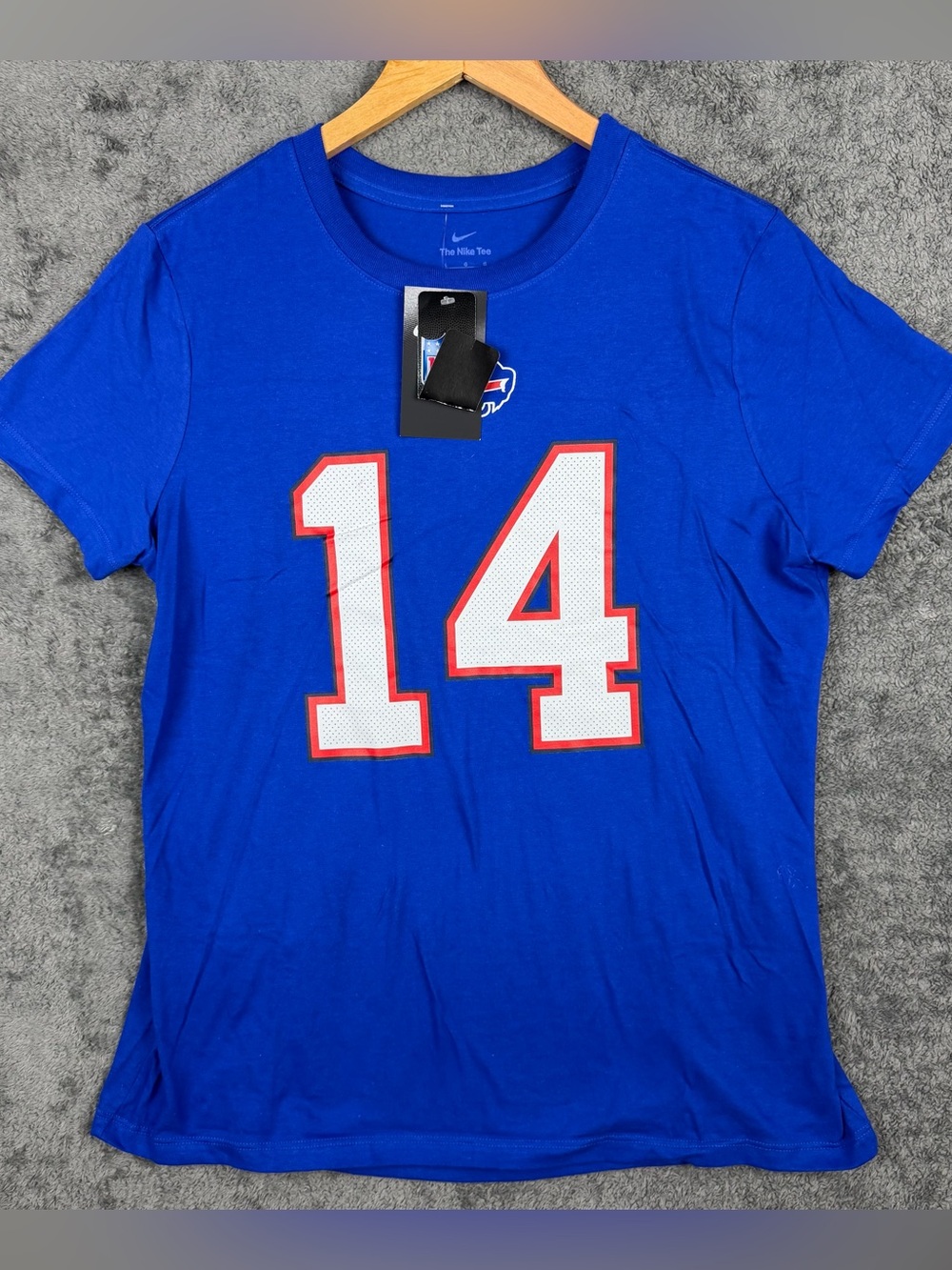 Nike Women’s Large NFL Football T Shirt Buffalo Bills Stephon Diggs #14 NWT Blue
